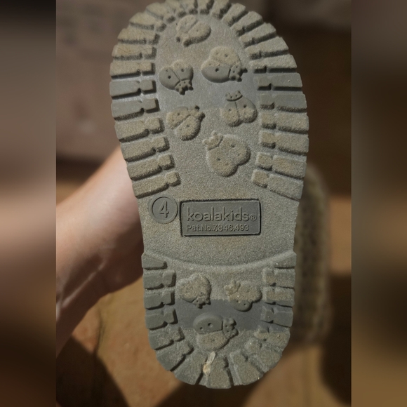 Knitted KoalaKids boots. Size 4 toddler. NWOT - Picture 4 of 4